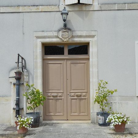 La Vieille Distillerie Le Tatre Exterior photo